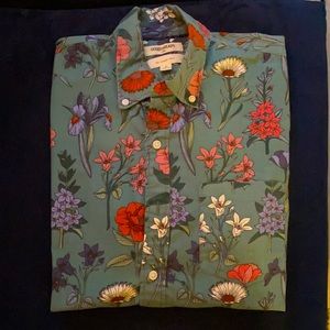 Shortsleeve Button Down Shirt